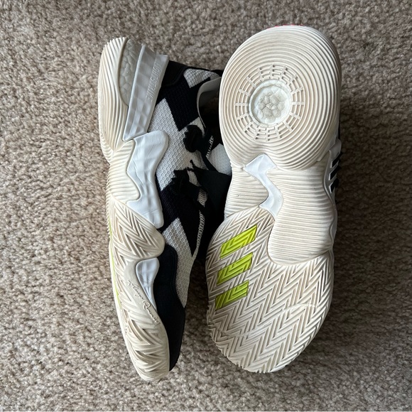 adidas Trae Young 1 - Picture 5 of 14